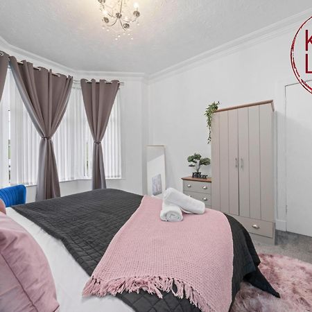 Bute Apartment By Klass Living Coatbridge Eksteriør bilde